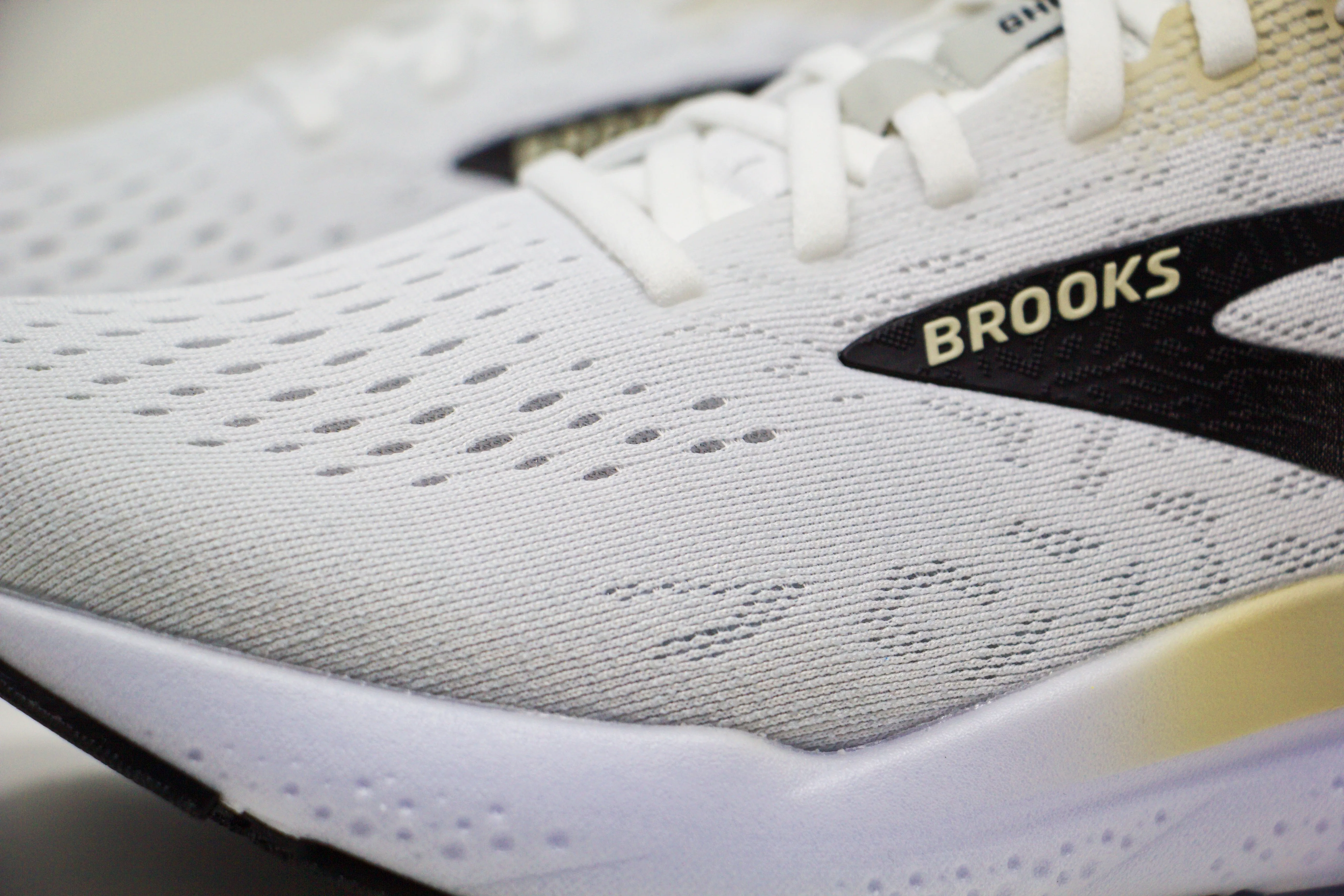 Brooks Ghost 16 Mens Running Shoes