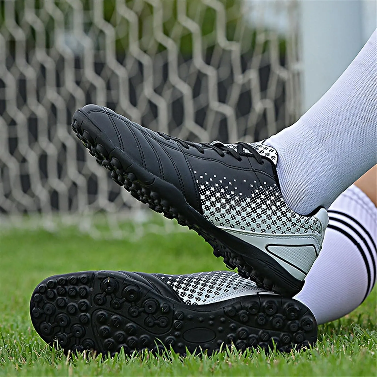 Teen Fashion Soccer Shoes Boys Girls Running Training Shoes for School Students Athletes for 7 to 15 Years