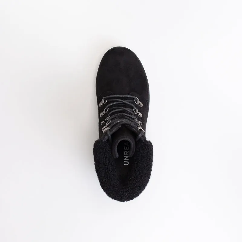 Unreal Women Sherpa Hiker Boot _ 146887
